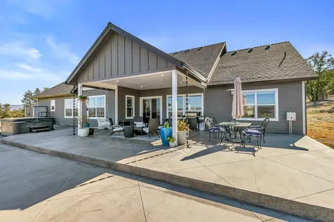 4228 Old Stage Road Central Point OR 97502