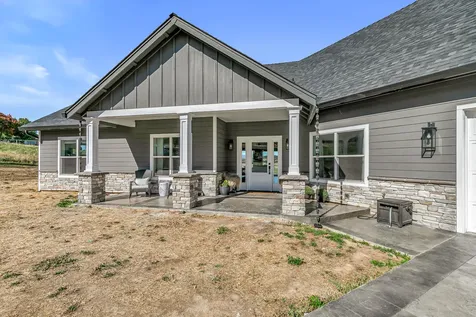 4228 Old Stage Road Central Point OR 97502