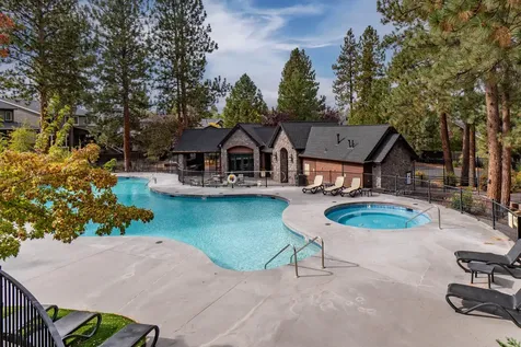 60523 Hedgewood Lane Bend OR 97702