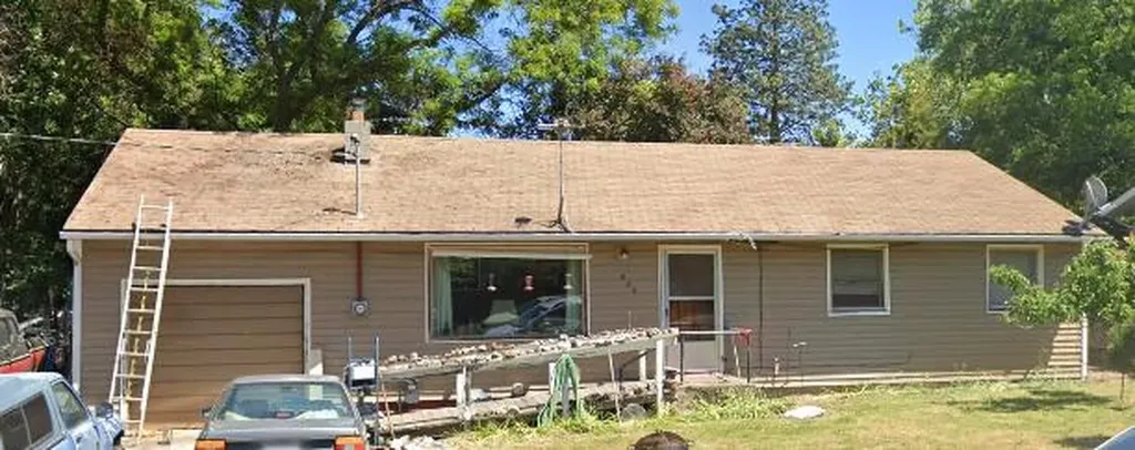 620 Ray Lane Ashland OR 97520