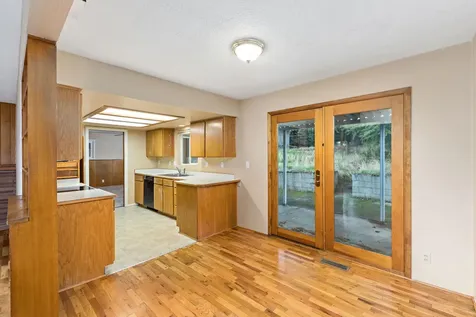 1533 Lenora Drive Medford OR 97504