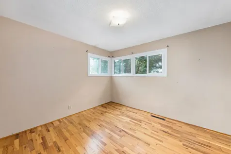 1533 Lenora Drive Medford OR 97504
