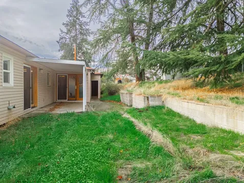 1533 Lenora Drive Medford OR 97504