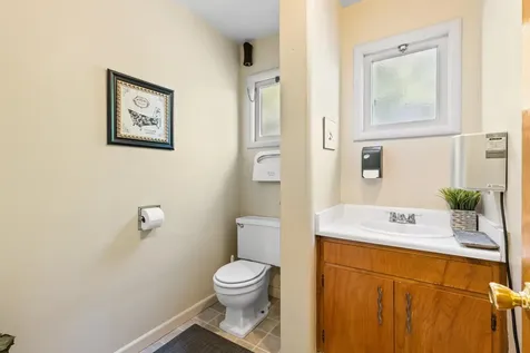 147 N Holly Street Medford OR 97501