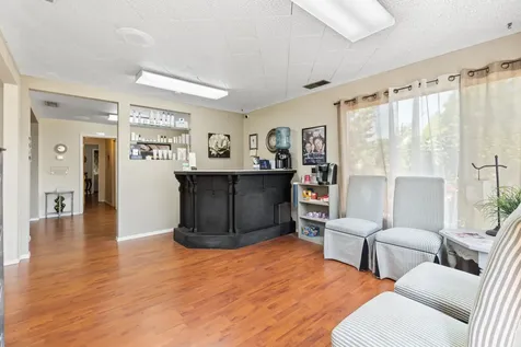 147 N Holly Street Medford OR 97501