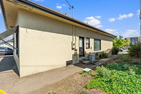 147 N Holly Street Medford OR 97501