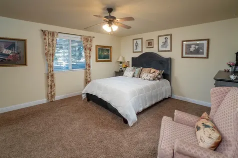 25252 Raven Lane Bend OR 97701