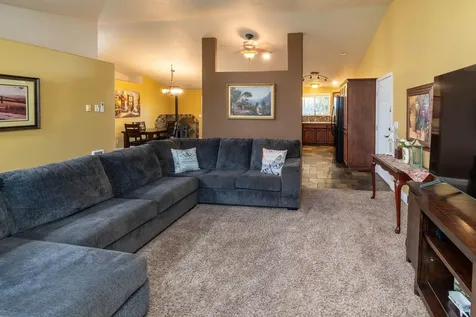 25252 Raven Lane Bend OR 97701