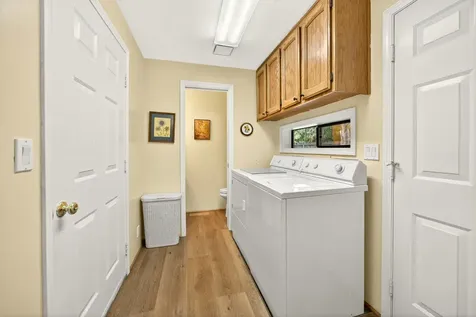 1266 La Loma Drive Medford OR 97504