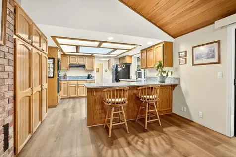 1266 La Loma Drive Medford OR 97504