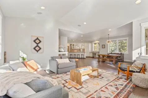 2218 NW Lolo Drive Bend OR 97703