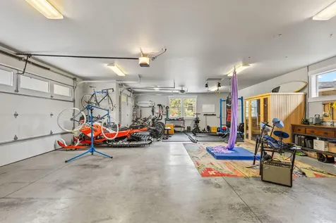 2218 NW Lolo Drive Bend OR 97703