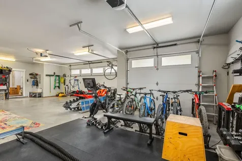 2218 NW Lolo Drive Bend OR 97703