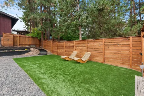 2742 NW Rainbow Ridge Drive Bend OR 97703