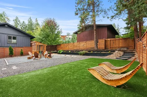 2742 NW Rainbow Ridge Drive Bend OR 97703