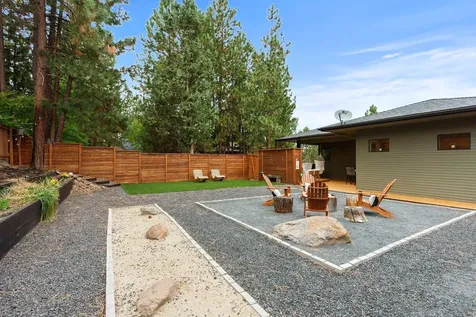 2742 NW Rainbow Ridge Drive Bend OR 97703