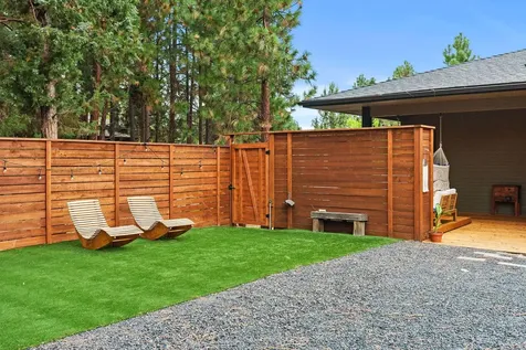 2742 NW Rainbow Ridge Drive Bend OR 97703