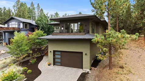 2742 NW Rainbow Ridge Drive Bend OR 97703