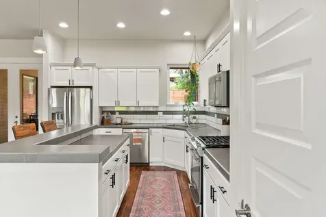 2742 NW Rainbow Ridge Drive Bend OR 97703