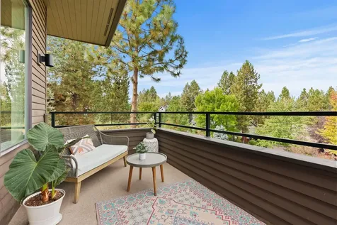 2742 NW Rainbow Ridge Drive Bend OR 97703