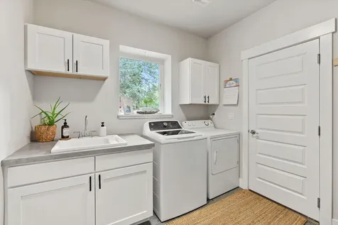 2742 NW Rainbow Ridge Drive Bend OR 97703