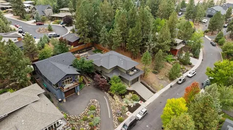 2742 NW Rainbow Ridge Drive Bend OR 97703