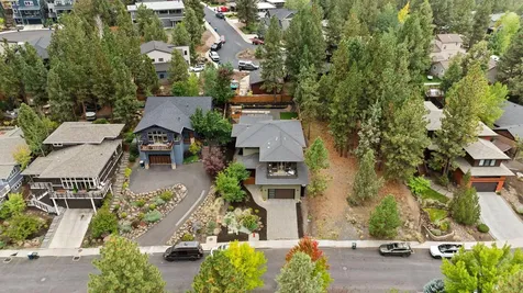 2742 NW Rainbow Ridge Drive Bend OR 97703