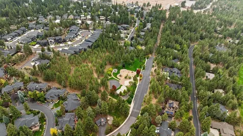 2742 NW Rainbow Ridge Drive Bend OR 97703
