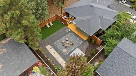 2742 NW Rainbow Ridge Drive Bend OR 97703