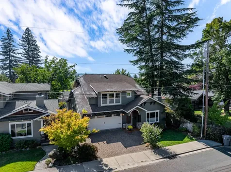 331 NE Fetzner Street Grants Pass OR 97526