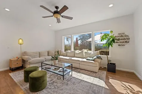 331 NE Fetzner Street Grants Pass OR 97526