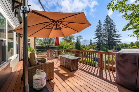 331 NE Fetzner Street Grants Pass OR 97526