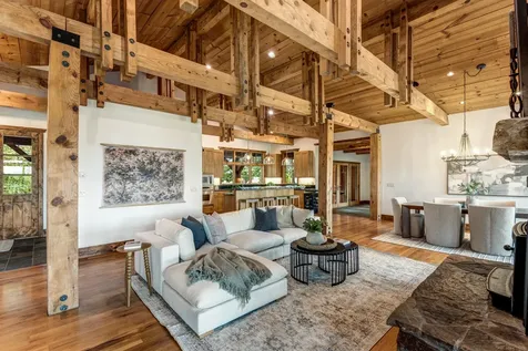 66240 White Rock Loop Bend OR 97703