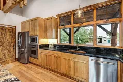 66240 White Rock Loop Bend OR 97703