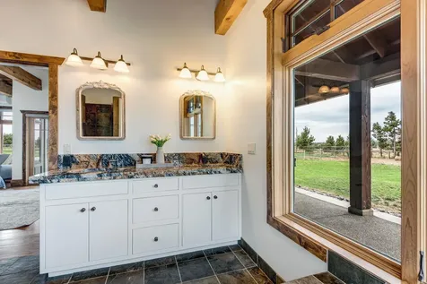 66240 White Rock Loop Bend OR 97703