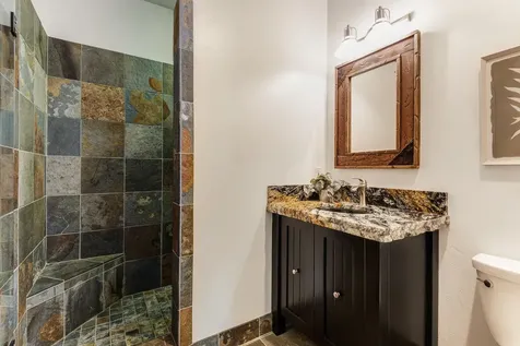 66240 White Rock Loop Bend OR 97703