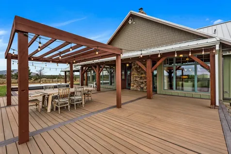 66240 White Rock Loop Bend OR 97703