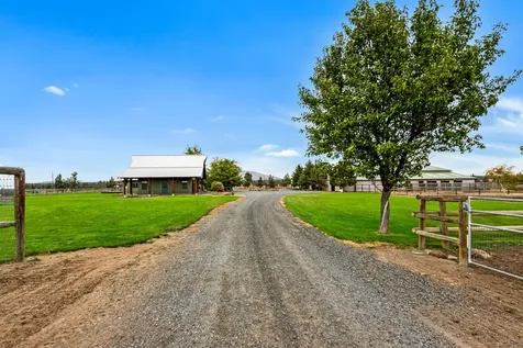 66240 White Rock Loop Bend OR 97703