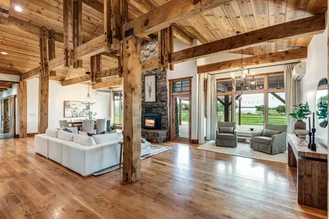 66240 White Rock Loop Bend OR 97703