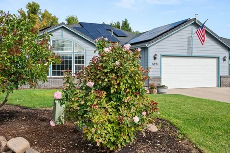 570 Bachand Circle Central Point OR 97502
