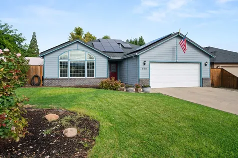 570 Bachand Circle Central Point OR 97502