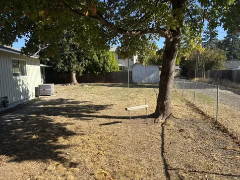 124 Paxon Avenue Eagle Point OR 97524