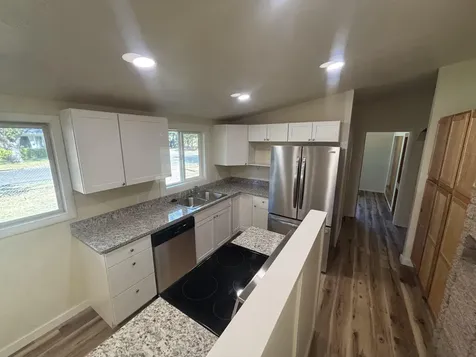 124 Paxon Avenue Eagle Point OR 97524