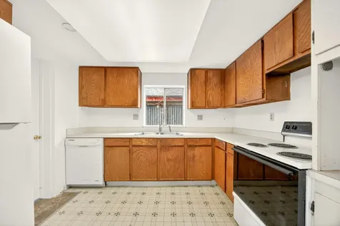 838 Dakota Avenue Medford OR 97501
