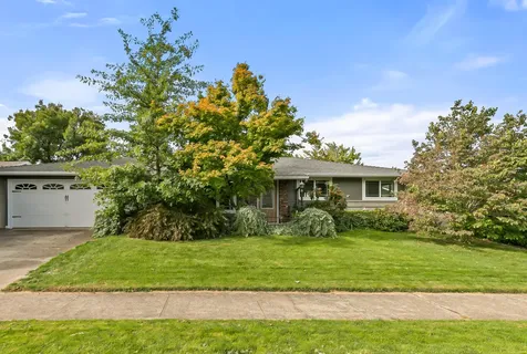 1417 Larkspur Avenue Medford OR 97504