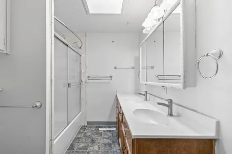 1417 Larkspur Avenue Medford OR 97504