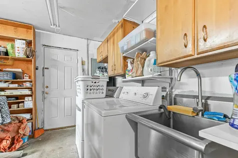 1417 Larkspur Avenue Medford OR 97504