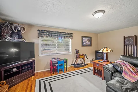 16255 Paulina View Road La Pine OR 97739