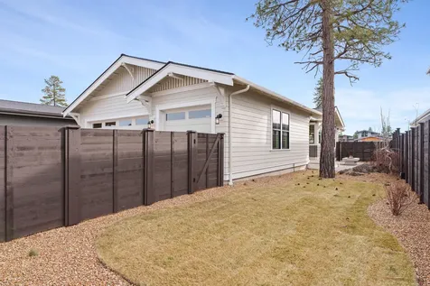 3330 NW Leavitt Lane Bend OR 97703