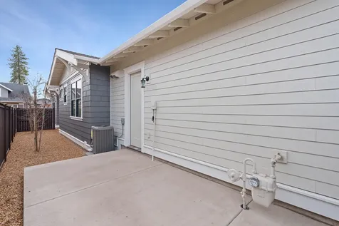 3330 NW Leavitt Lane Bend OR 97703